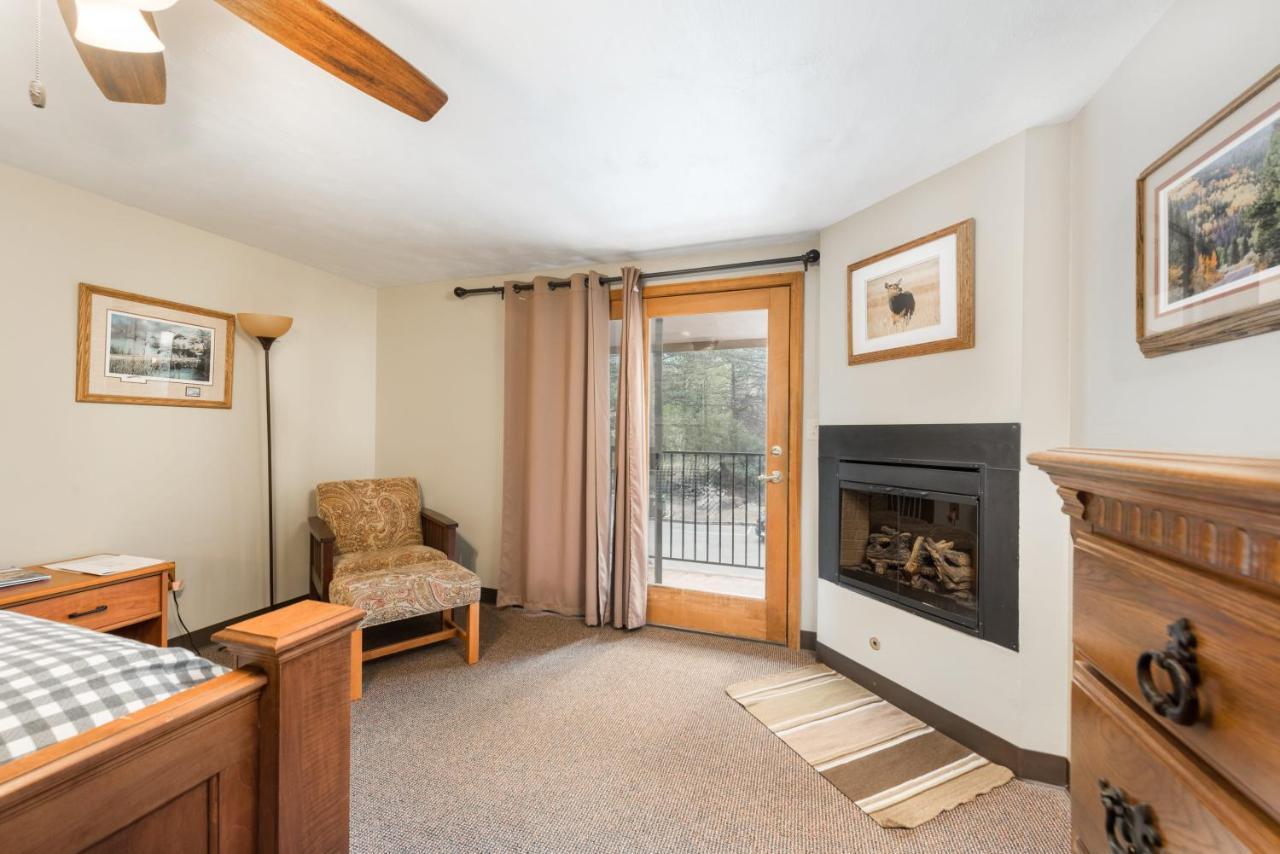 Inn 4 Seasons On Fall River 3*